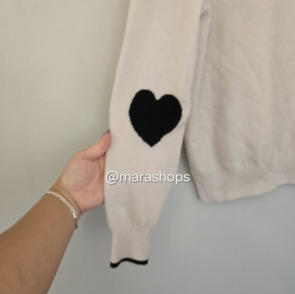 Minnie Rose V-neck Elbow Heart Cashmere Sweater - Picture 3 of 5